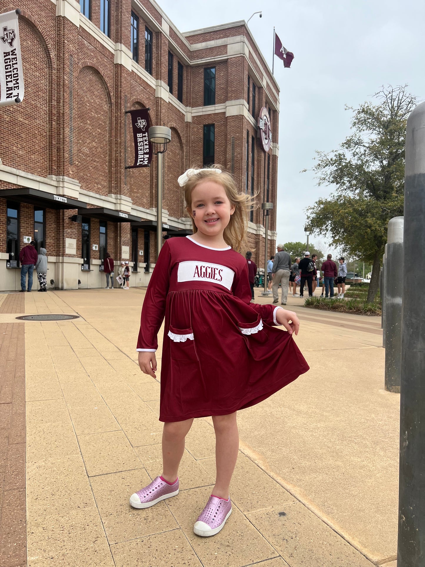 Smock Aggies Longsleeve Pocket Dress